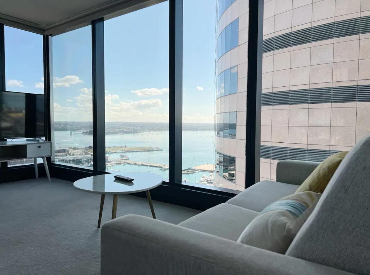 Top Floor Harbour View And Skytower View Apartment In Cbd Окленд Экстерьер фото